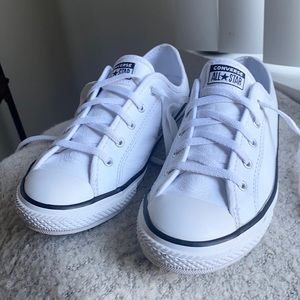 Chuck Taylor Converse All Star Dainty Leather Low Top
